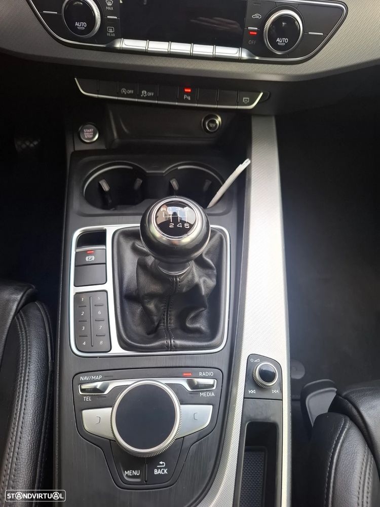 Audi A4 Avant 2.0 TDI S-line - 11