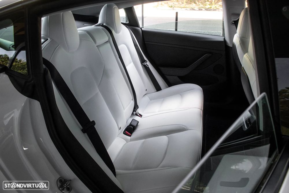 Tesla Model 3 Long Range Tração Integral - 29