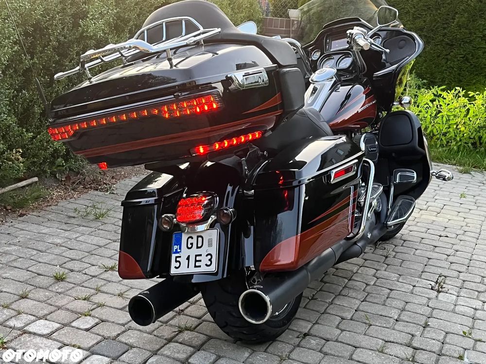 Harley-Davidson Touring Road Glide - 8