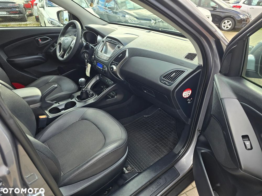 Hyundai ix35 - 11