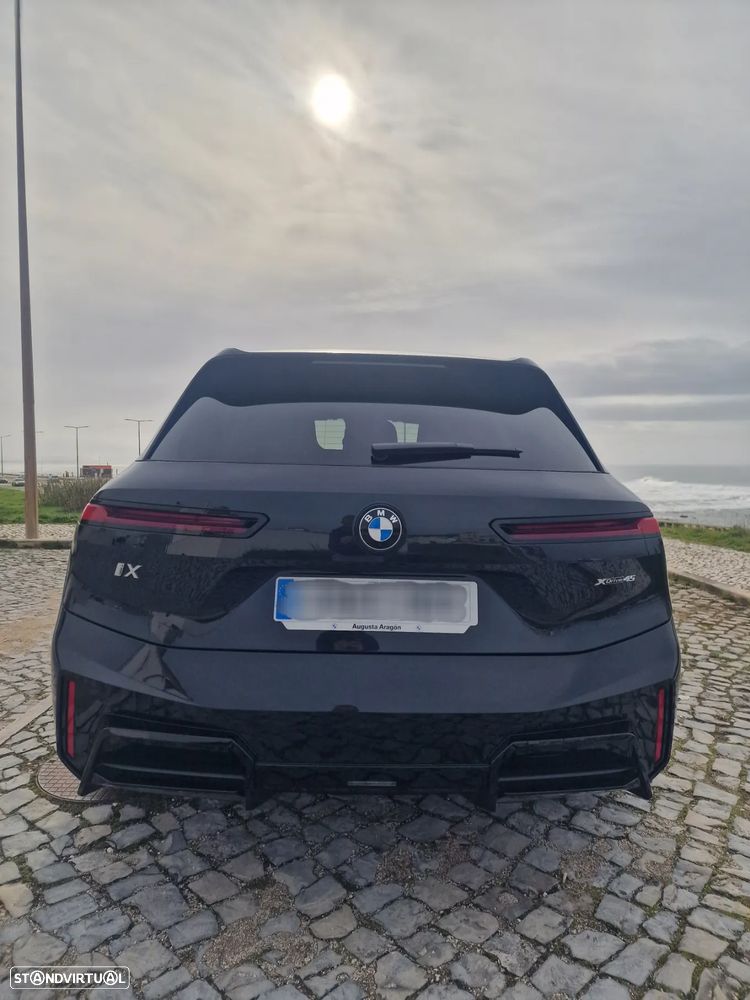BMW iX xDrive45 - 7