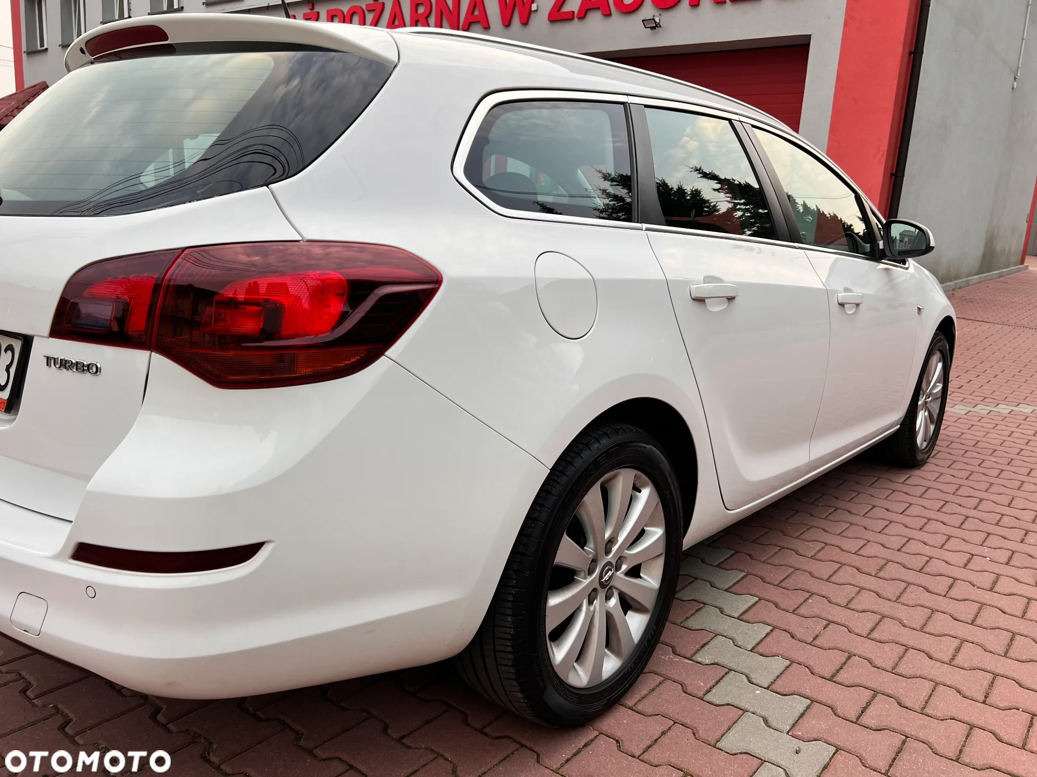 Opel Astra IV 1.6 T Sport - 18