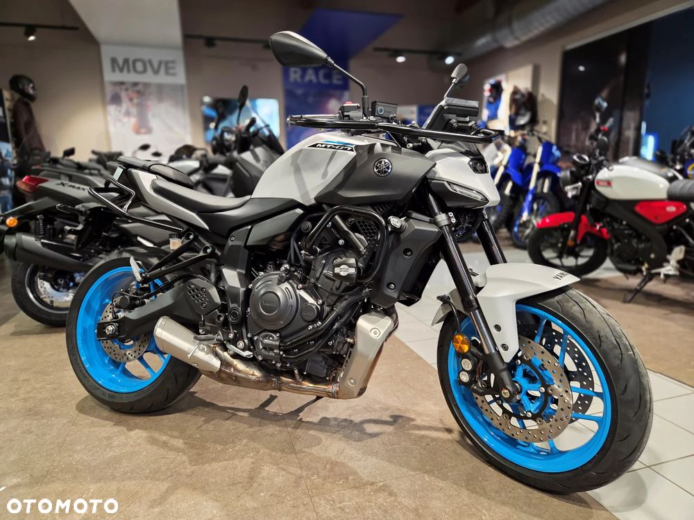 Yamaha MT - 6