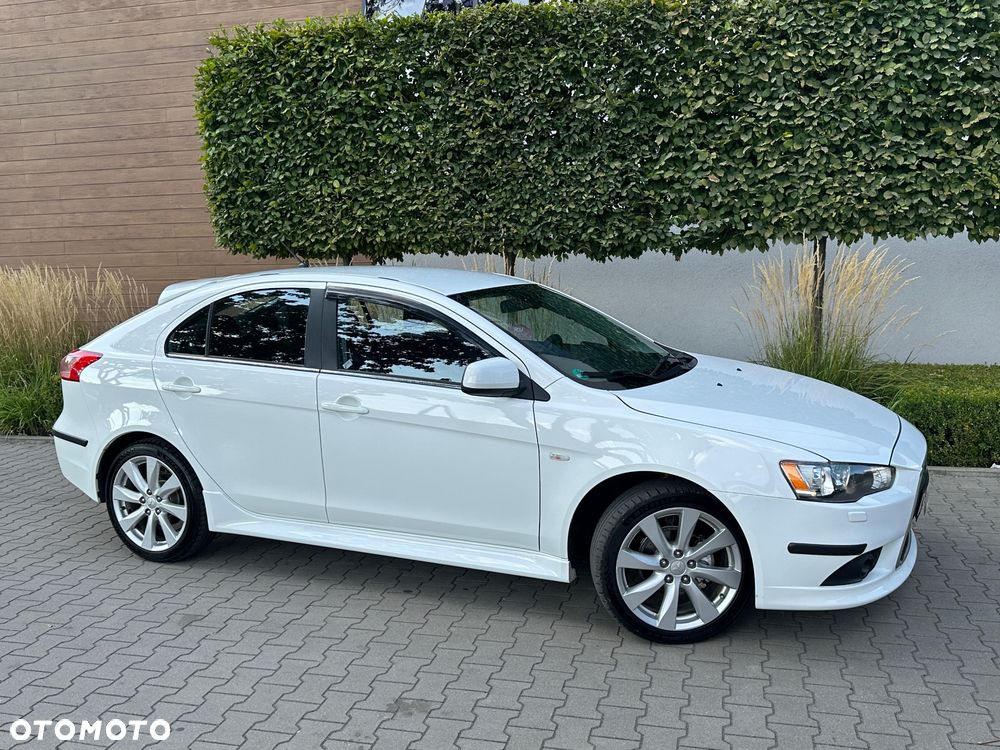 Mitsubishi Lancer 1.8 DID Instyle NAVI - 12