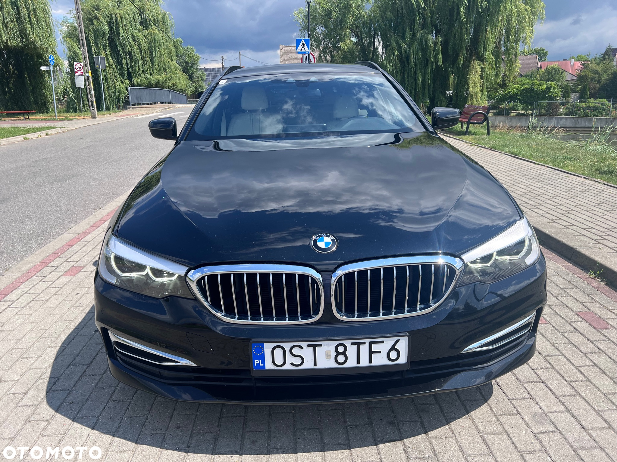 BMW Seria 5 520d Luxury Line - 8
