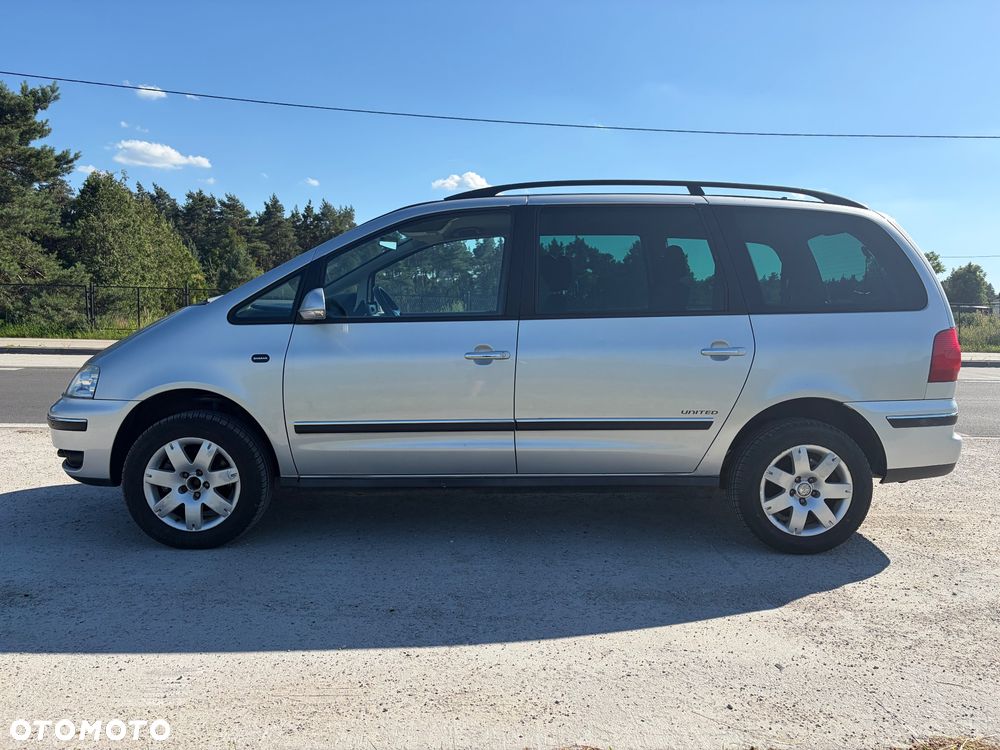 Volkswagen Sharan 2.0 TDI Trendline - 2