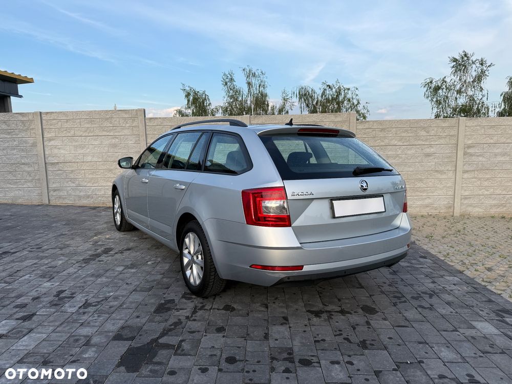 Skoda Octavia - 8