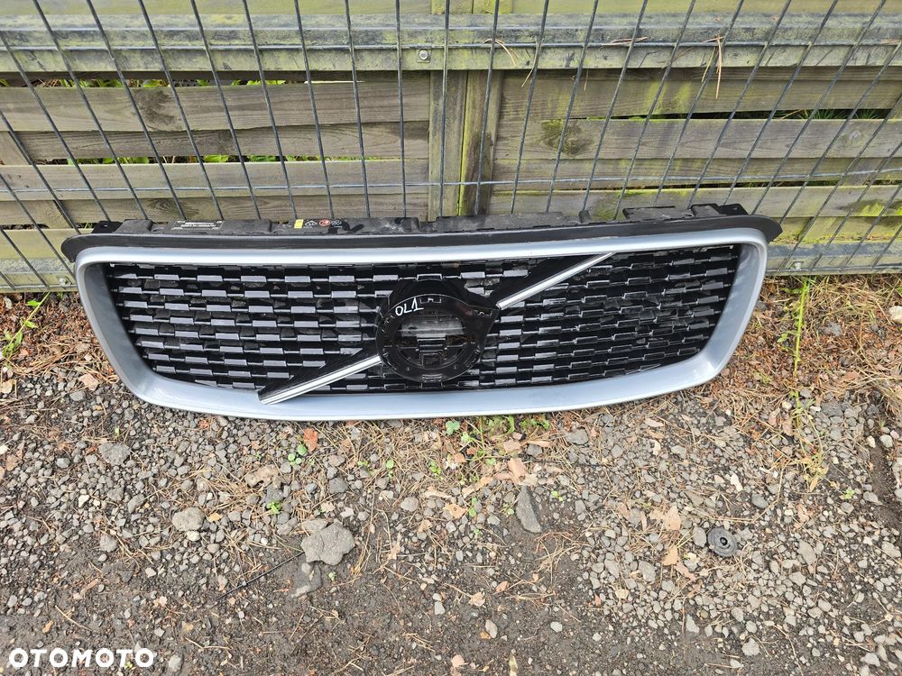 Volvo xc90 II r design grill atrapa ładna oryginał - 1