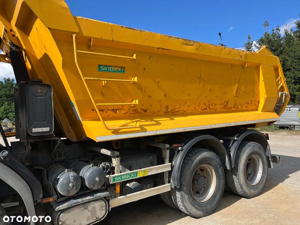 Renault KERAX 33DVB0 - 12