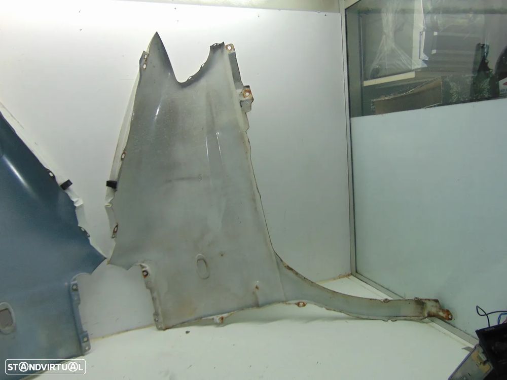 Mitsubishi L400 guarda lamas - 7