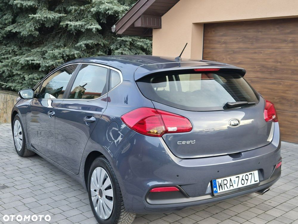 Kia Ceed - 6