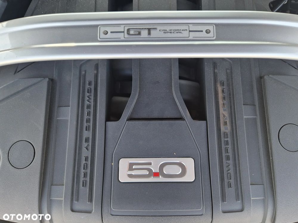 Ford Mustang - 34