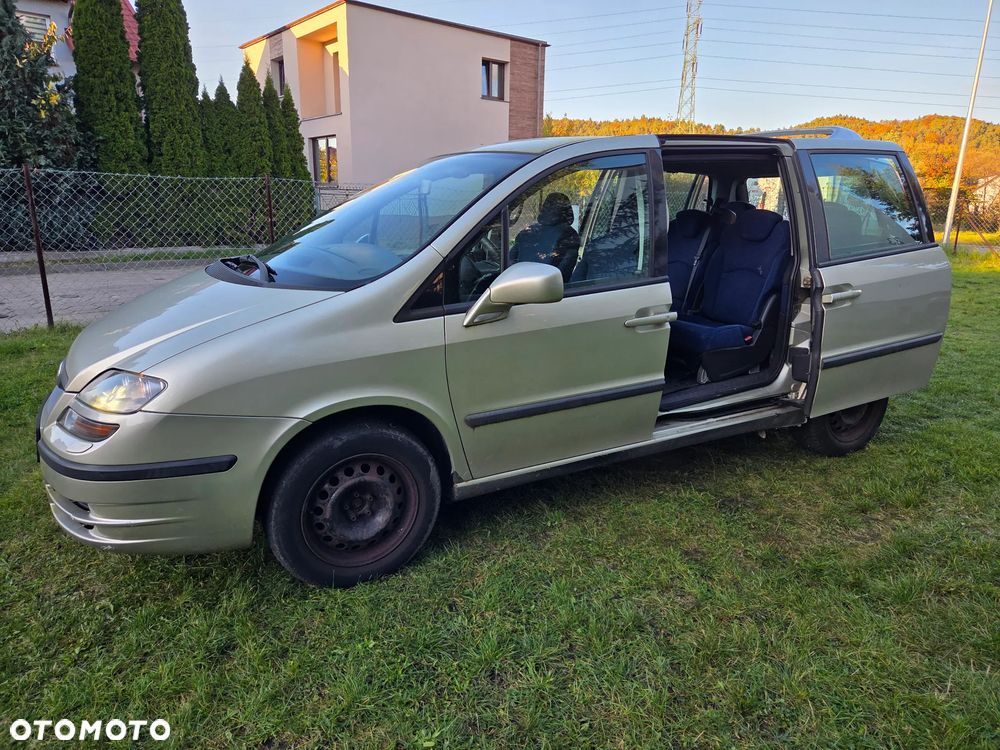 Fiat Ulysse 2.2 JTD Dynamic - 2