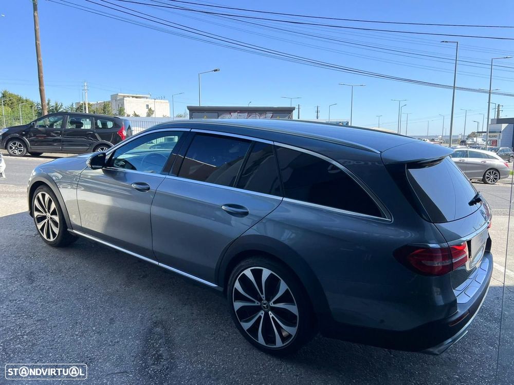 Mercedes-Benz E 220 d 4Matic All-Terrain - 3