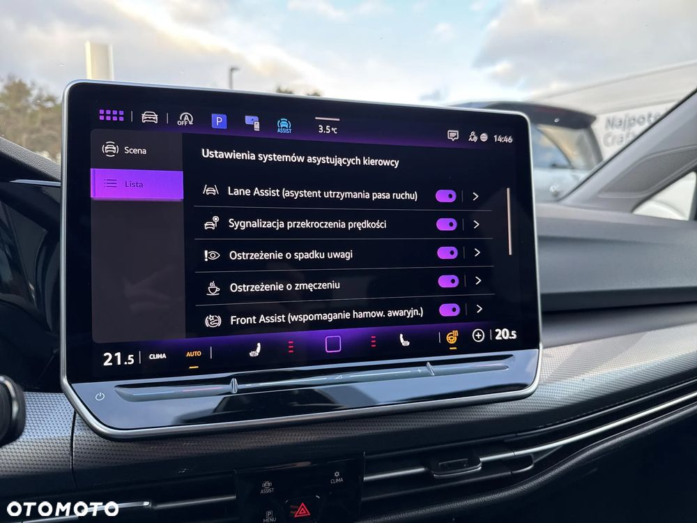 Volkswagen Golf Variant - 22