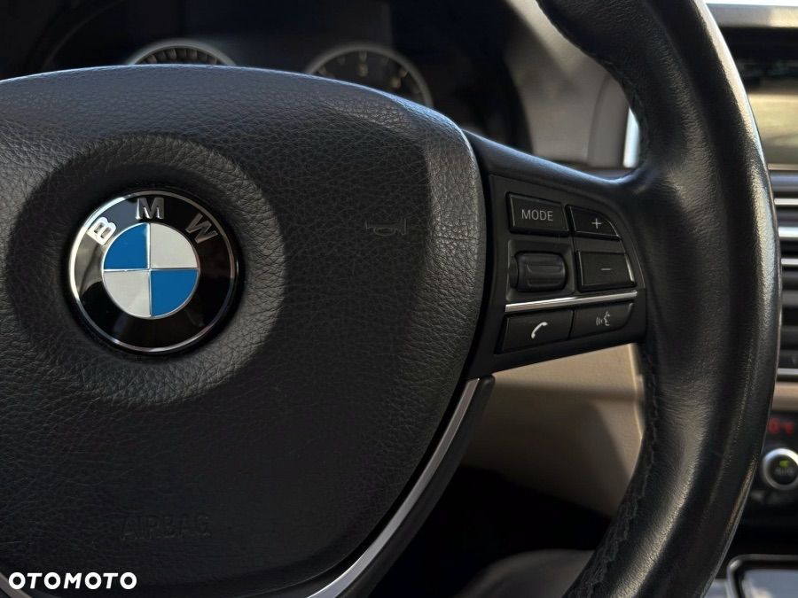BMW Seria 5 525d xDrive Luxury Line - 22