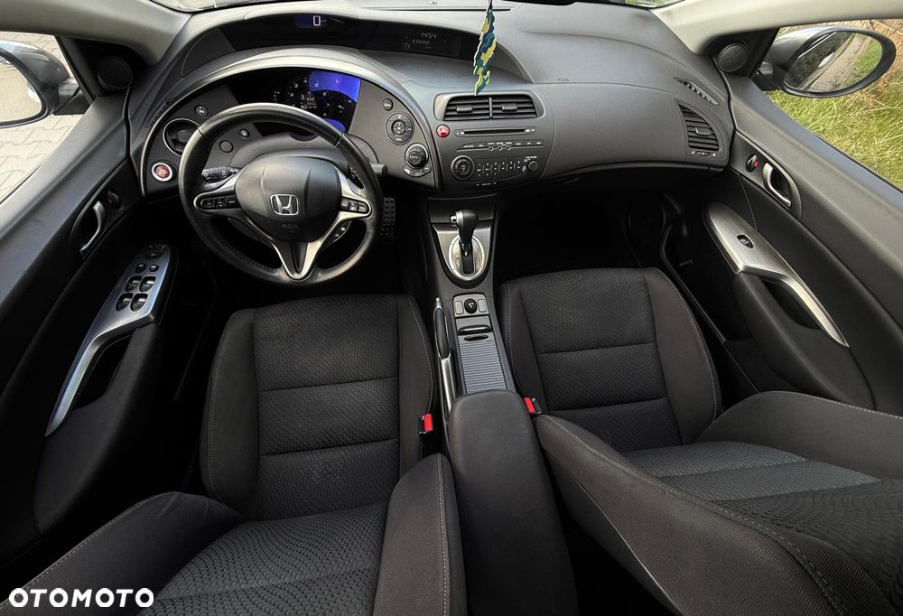 Honda Civic 1.8i-VTEC Automatik Executive - 5