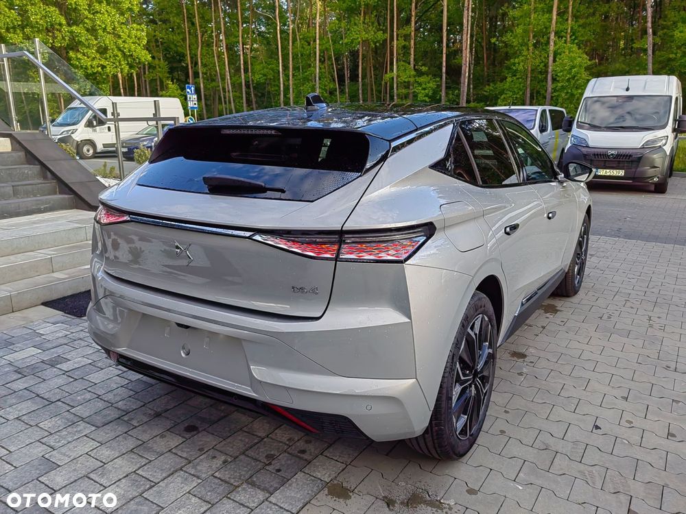 DS Automobiles DS 4 1.5 BlueHDi Étoile Alcantara - 10