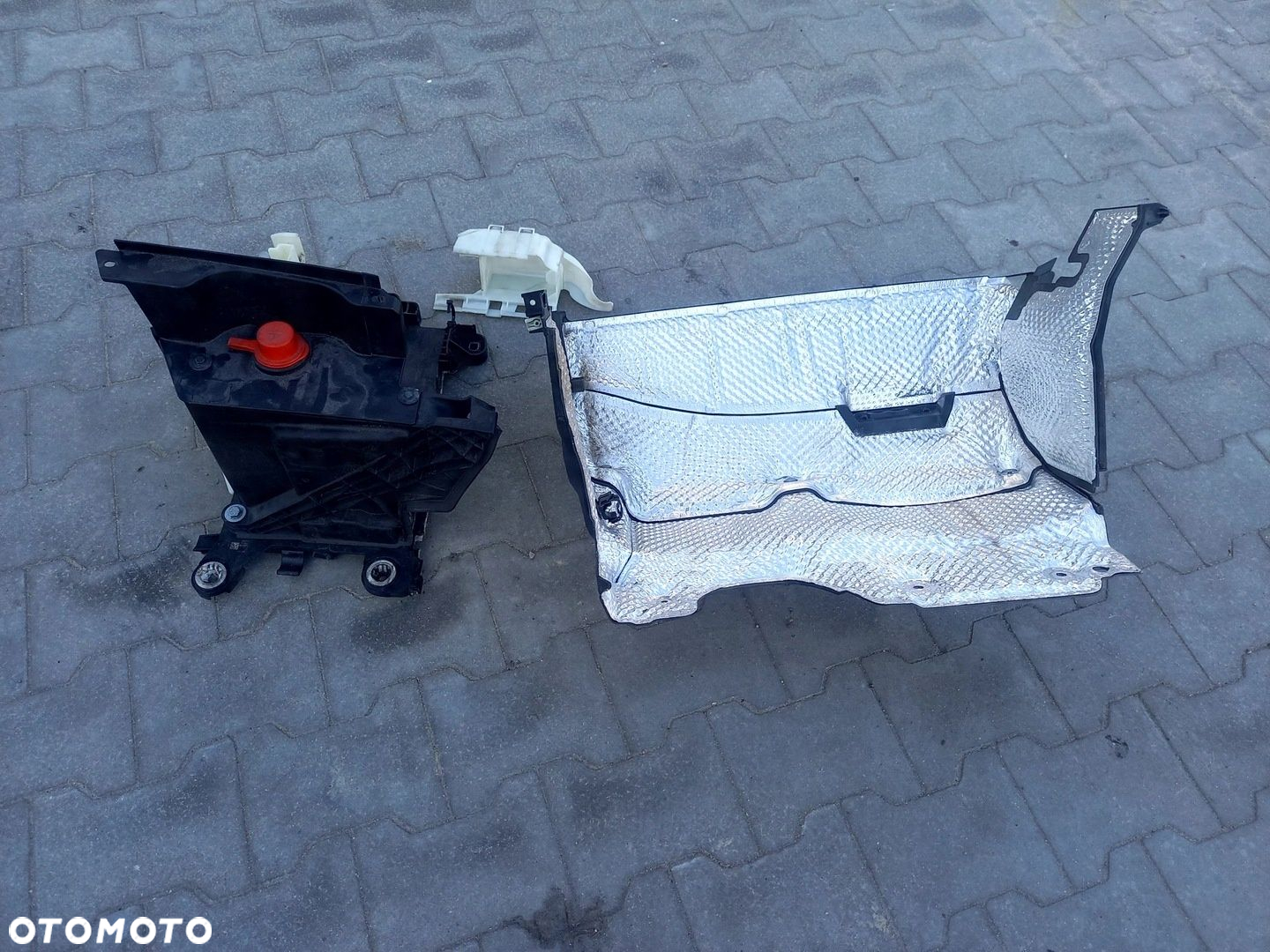 OSŁONA ŚCIANY GRODZIOWEJ SILNIKA KOMPLET BMW X1 F48 16R - 3