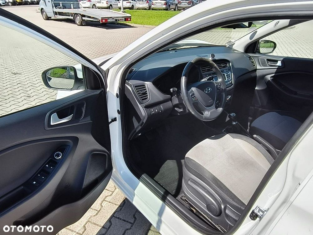 Hyundai i20 - 9