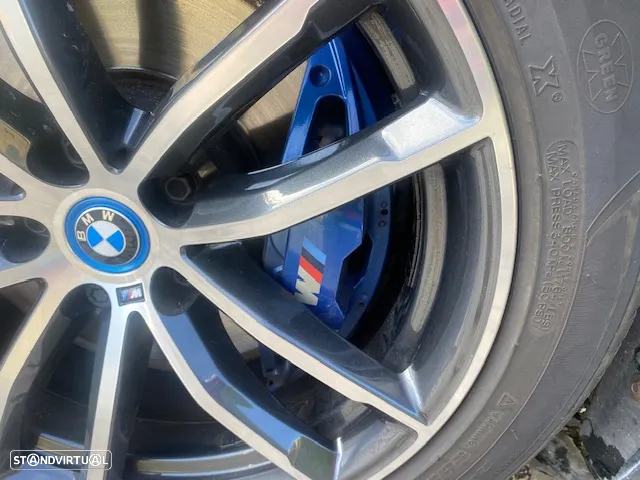 BMW 530 e Pack Desportivo M - 32