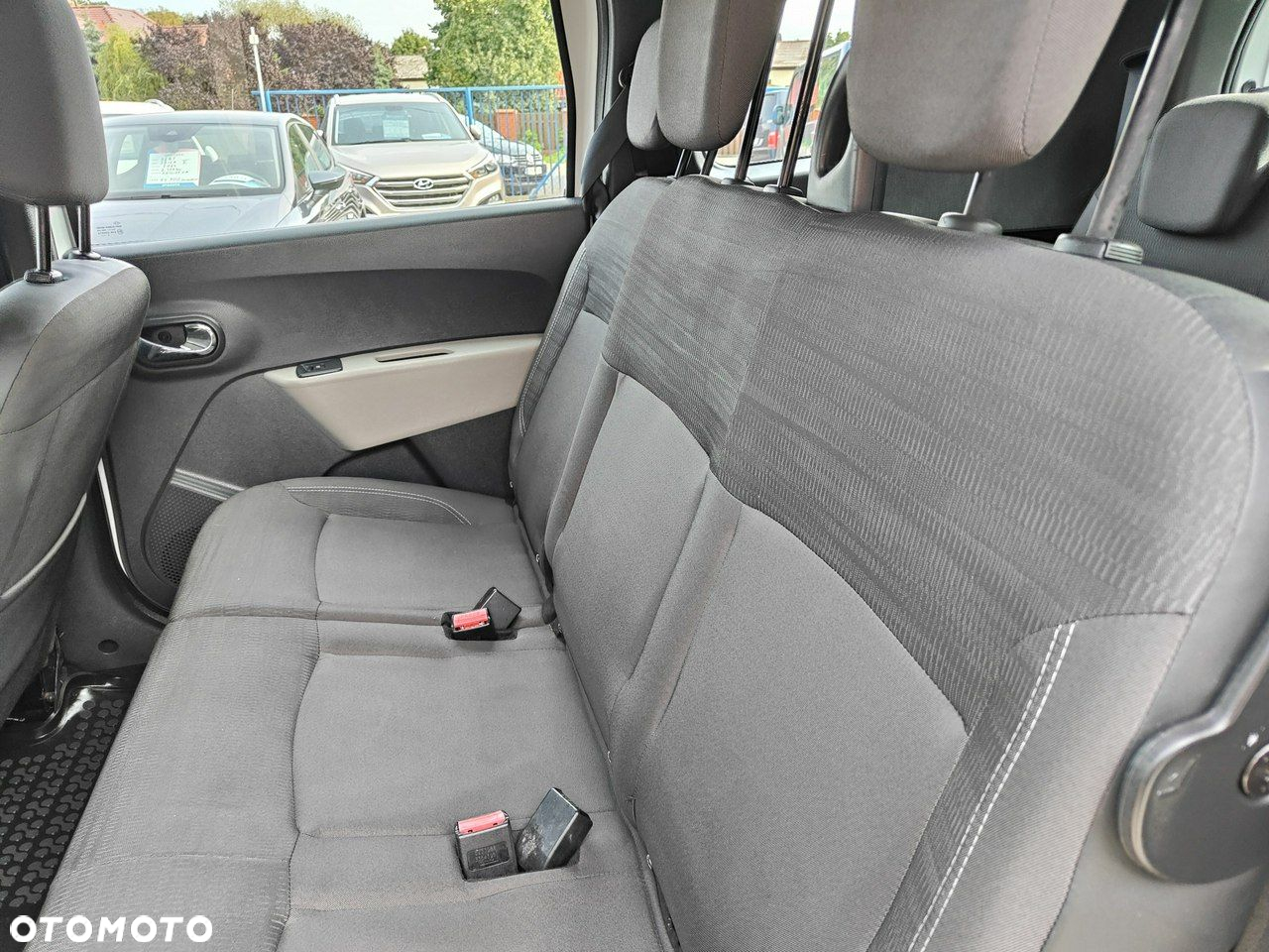 Dacia Lodgy - 25