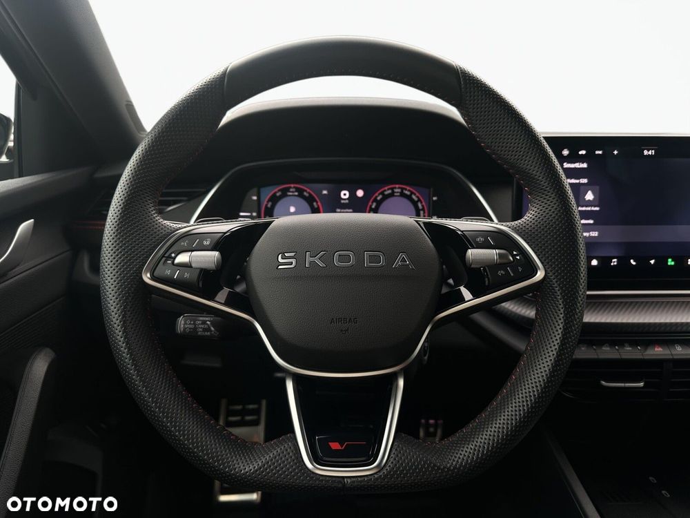 Skoda Octavia 2.0 TSI RS DSG - 11