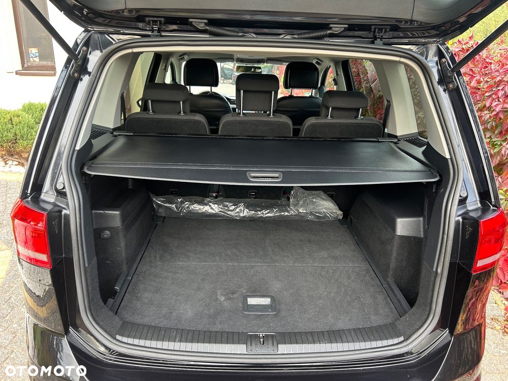 Volkswagen Touran 1.6 TDI BMT Trendline - 30