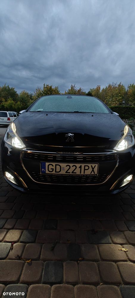 Peugeot 208 1.2 PureTech GPF Allure S&S EAT6 - 9
