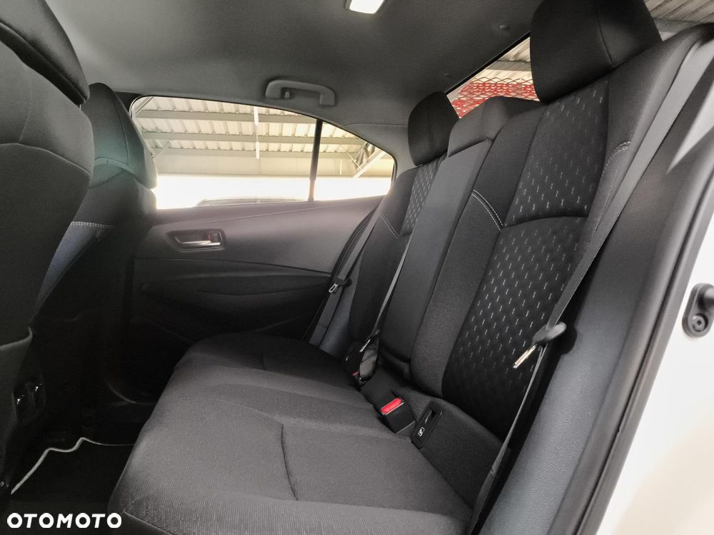 Toyota Corolla 1.8 Hybrid Style - 13