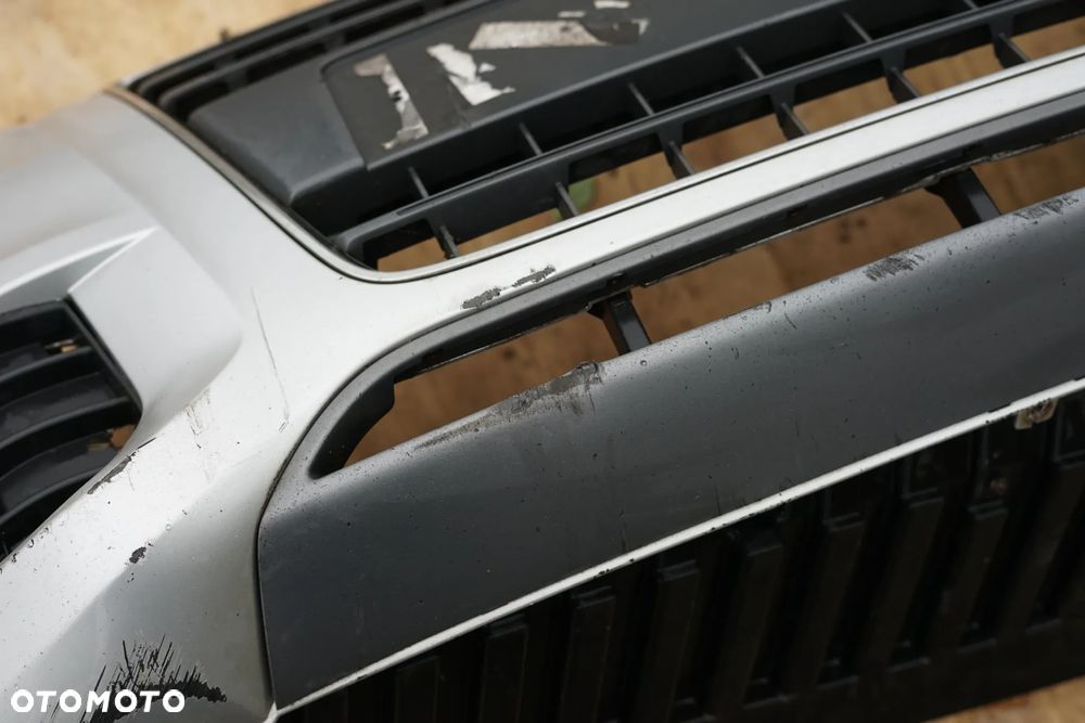 Zderzak przód przedni Audi A3 8P Lift - 6