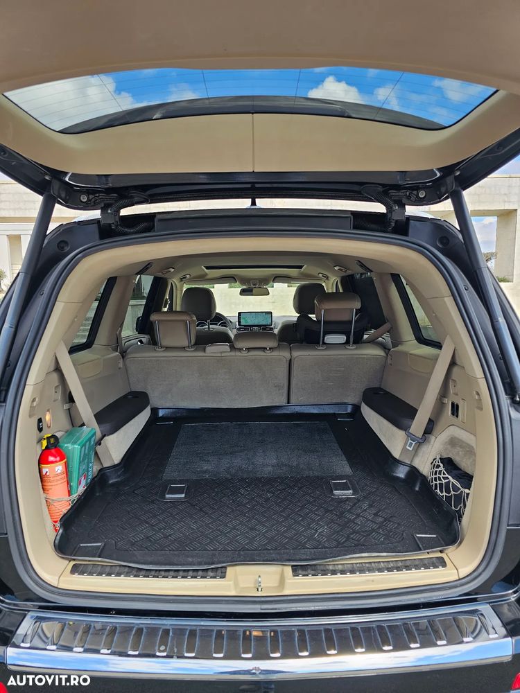 Mercedes-Benz GL - 22