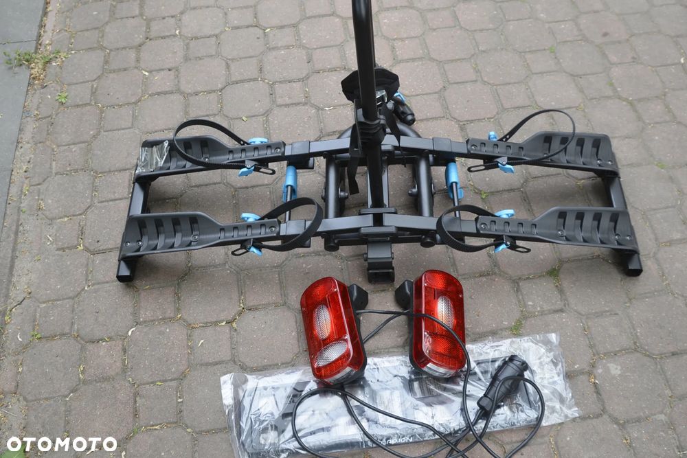 Norauto na 2 rowery na hak odchylany na klucz składany - 2