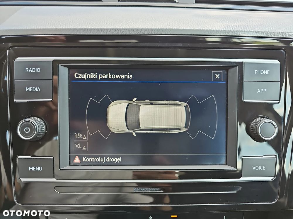 Volkswagen Passat 2.0 TDI EVO Business - 19