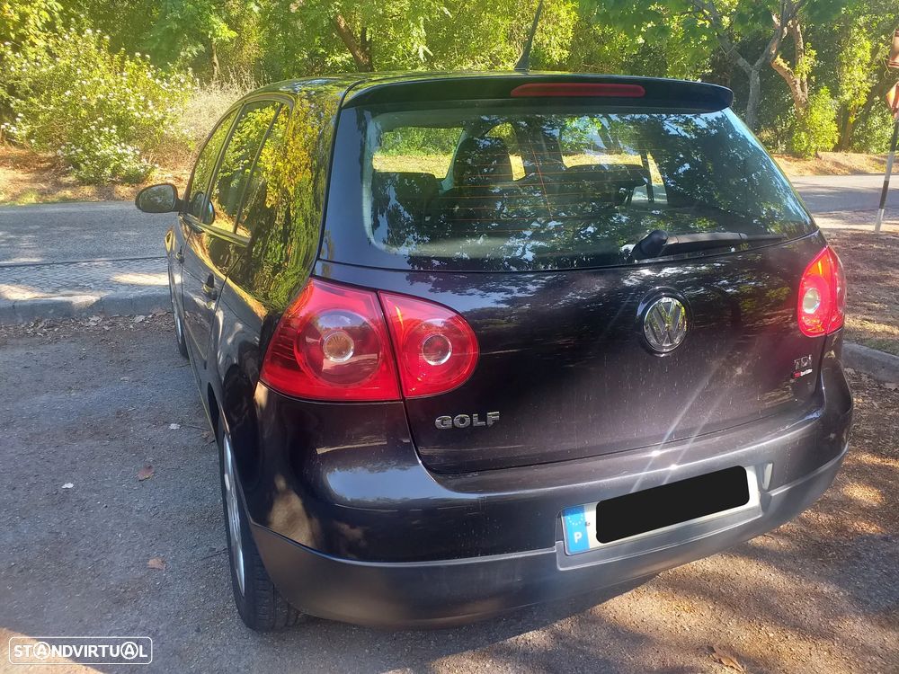 VW Golf 1.9 TDi Confortline DSG - 3