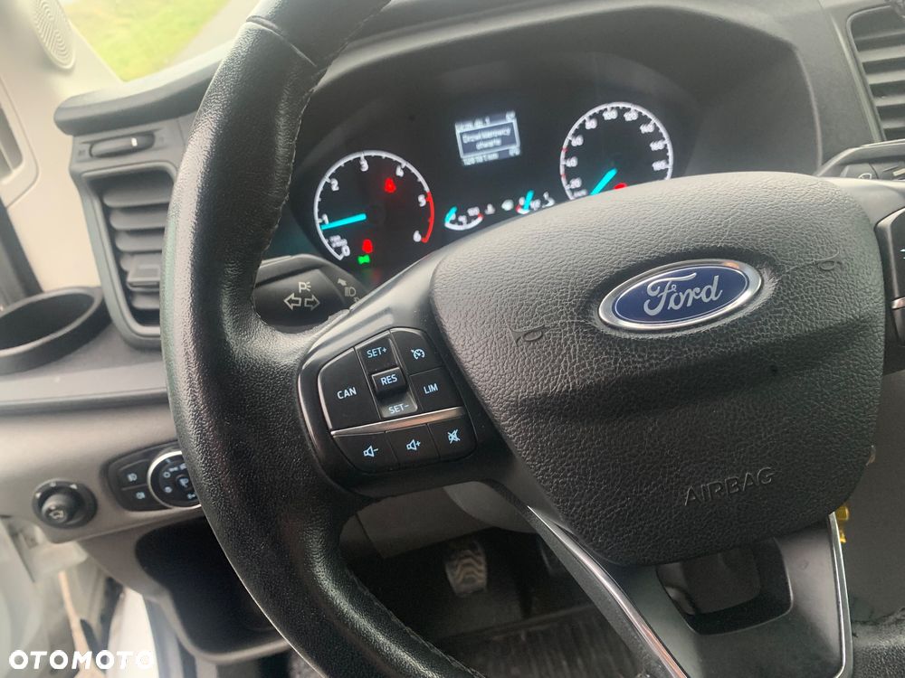 Ford Transit - 16