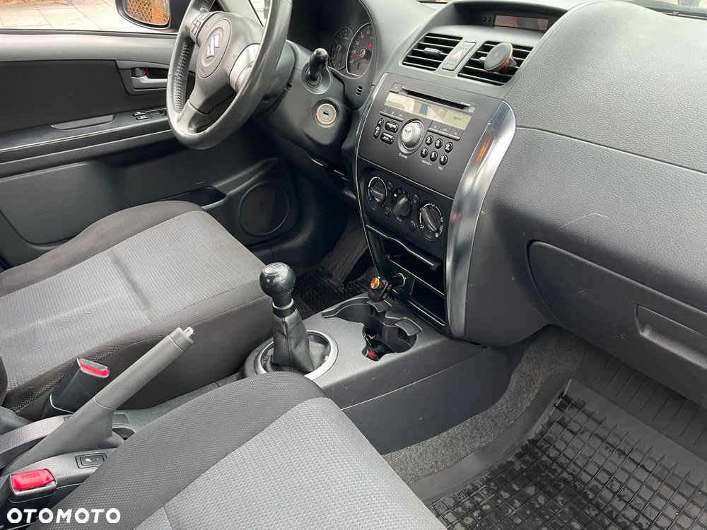 Suzuki SX4 1.6 GS/Premium - 7
