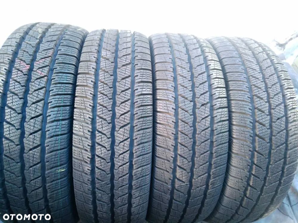 Continental VanContactWinter 225/75 R16C 116/114R 2025 - 1