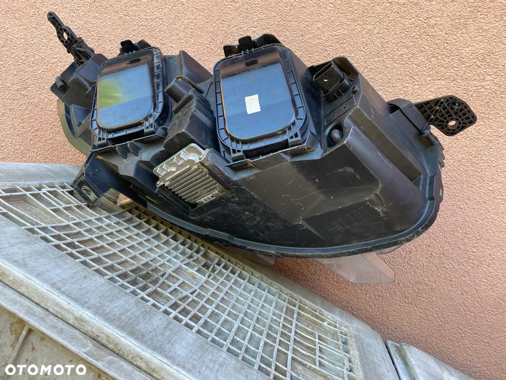 lampa Jumpy III SpaceTourer bi xenon lewa eu cała - 8