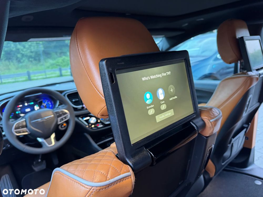 Chrysler Pacifica - 19