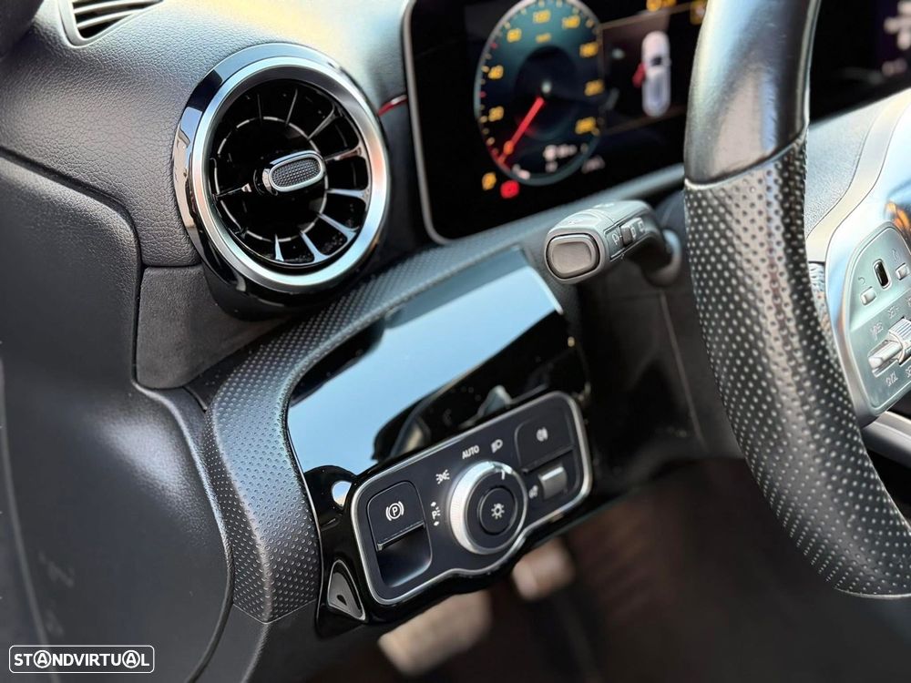 Mercedes-Benz A 180 d AMG Line Aut. - 12