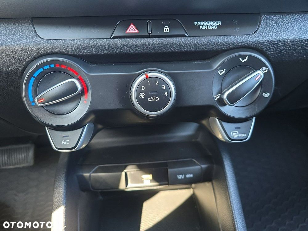 Kia Stonic 1.0 T-GDI M DCT - 25