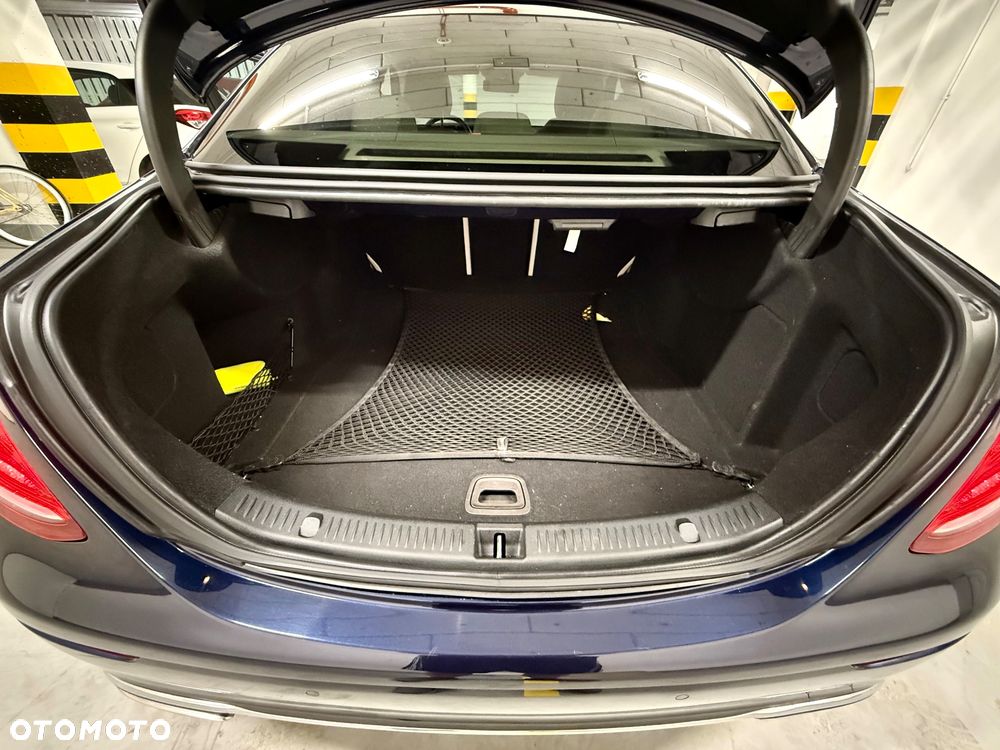 Mercedes-Benz Klasa E 200 9G-TRONIC - 28