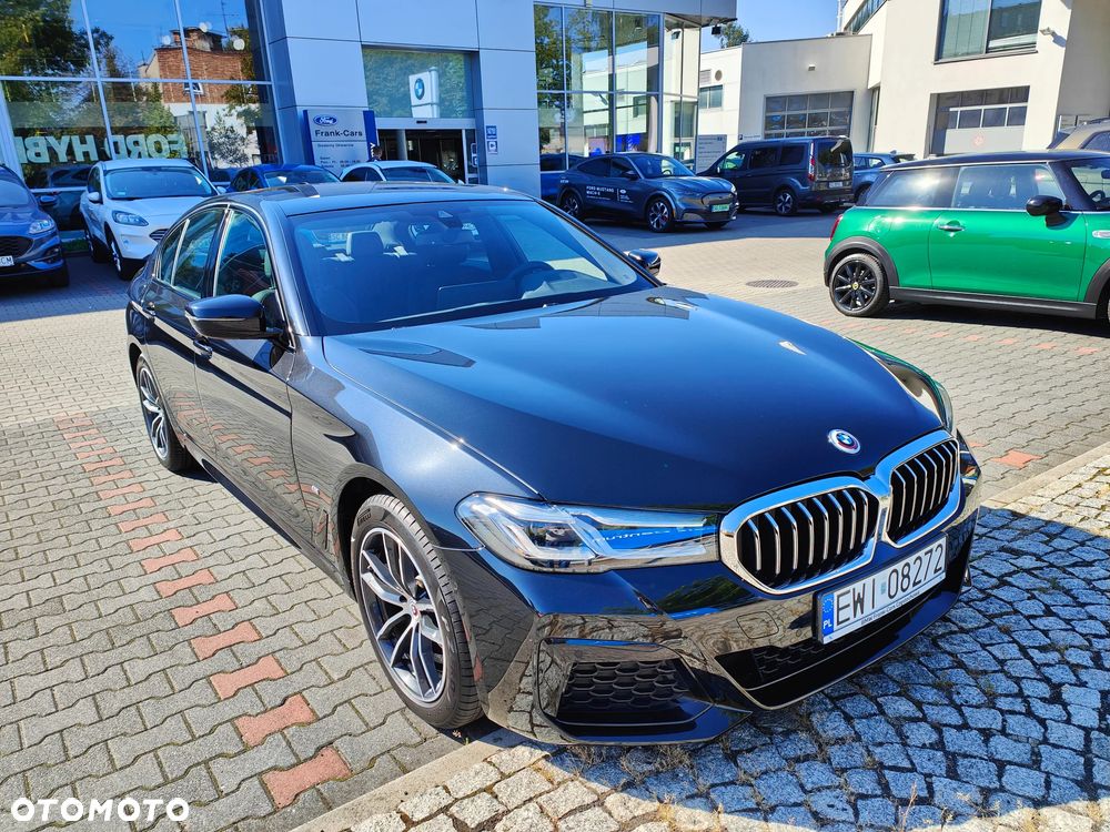BMW 5 Series 2022 photo 3