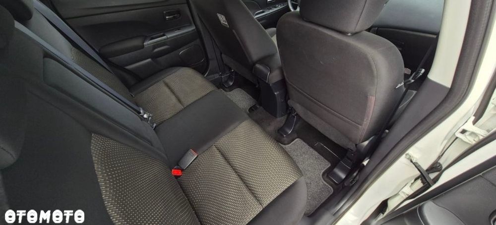 Mitsubishi ASX - 33