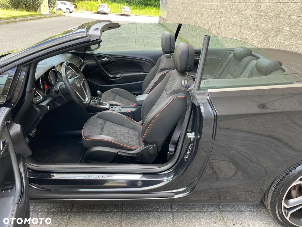 Opel Cascada 1.4 T Cosmo S&S - 10