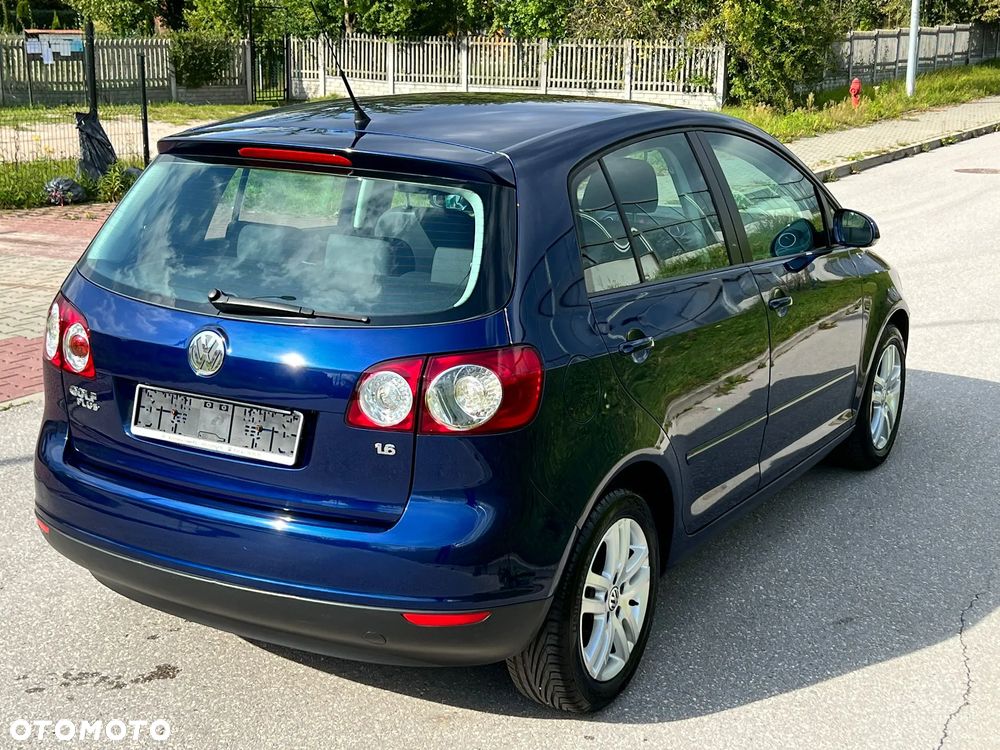 Volkswagen Golf Plus 1.6 Edition - 16
