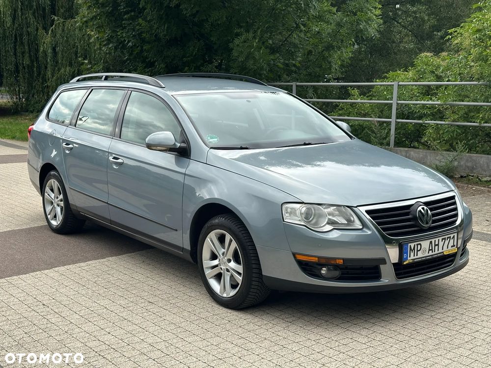 Volkswagen Passat 2.0 TDI Comfortline DSG - 2