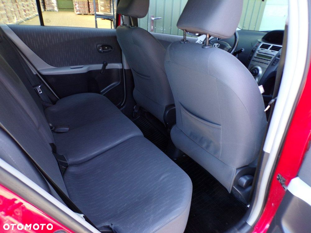 Toyota Yaris - 20