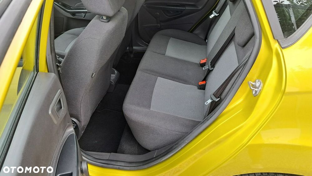 Ford Fiesta 1.25 Ambiente - 19